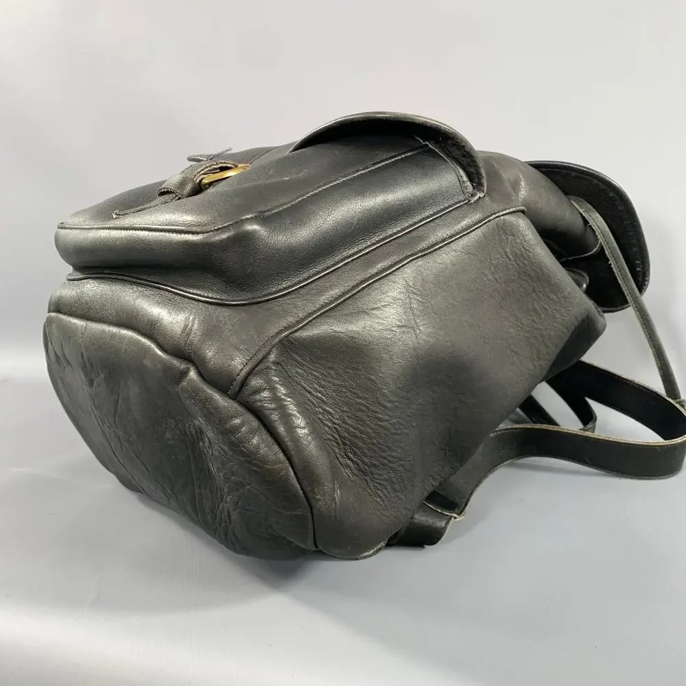 LAURA IN USA Size One Size Black Crackled Leather Backpack